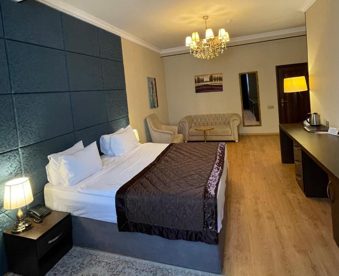 Square Baku Hotel Eksteriør billede