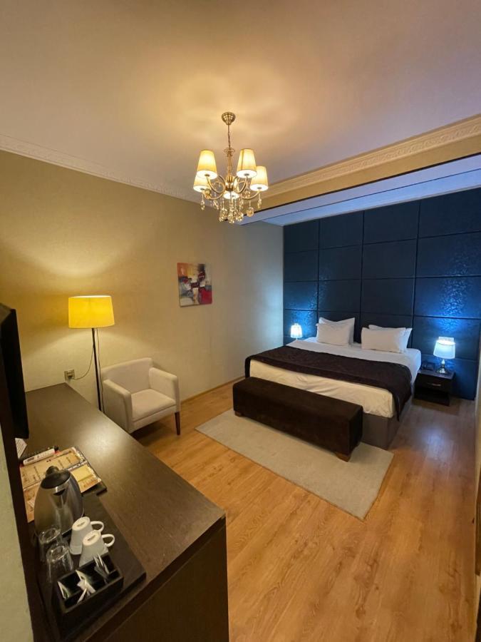 Square Baku Hotel Eksteriør billede