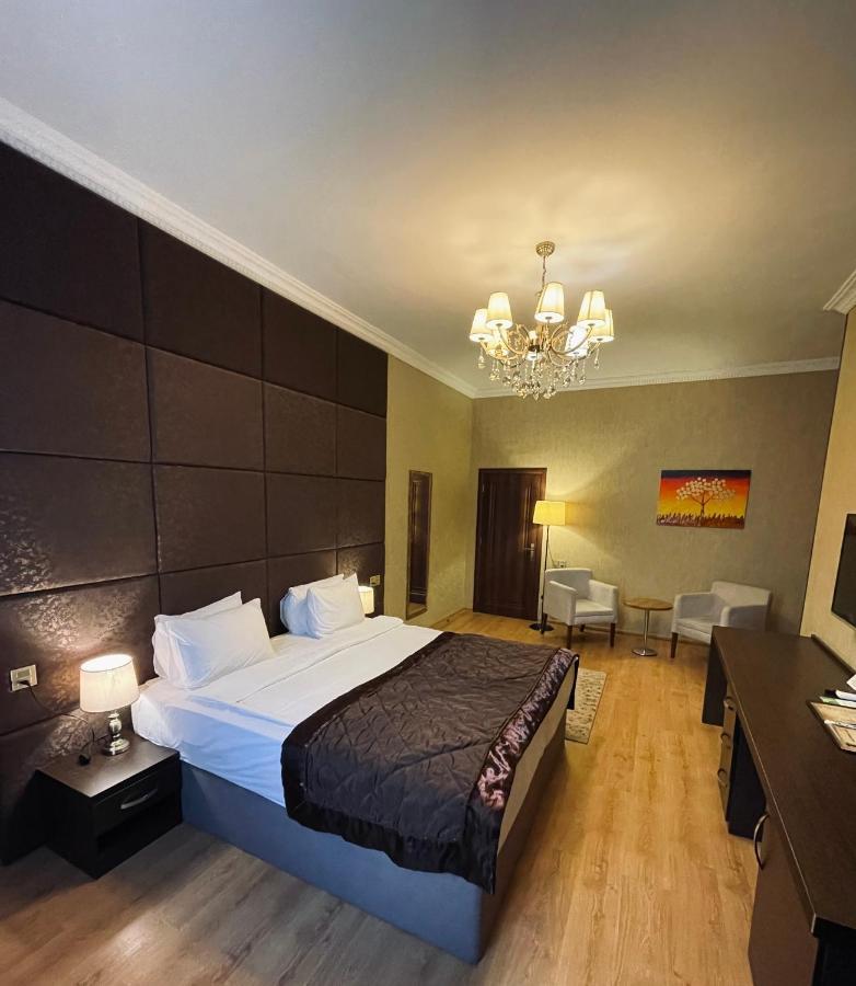 Square Baku Hotel Eksteriør billede