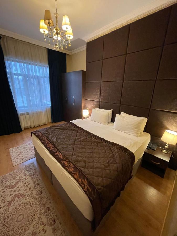 Square Baku Hotel Eksteriør billede