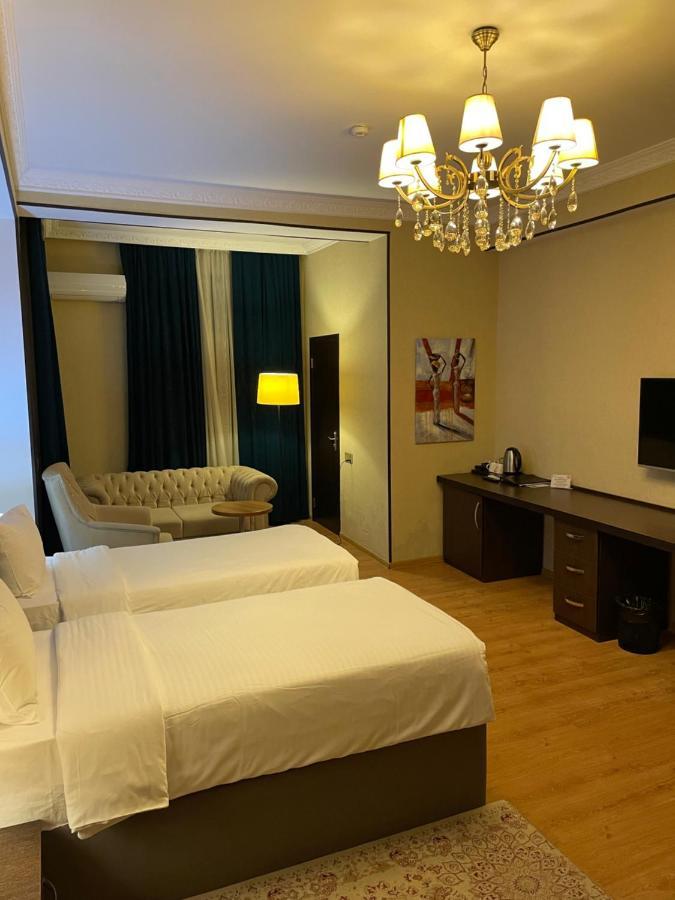 Square Baku Hotel Eksteriør billede