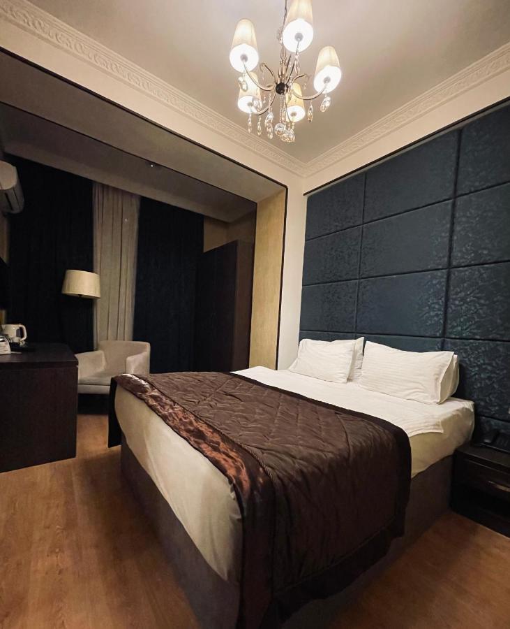 Square Baku Hotel Eksteriør billede