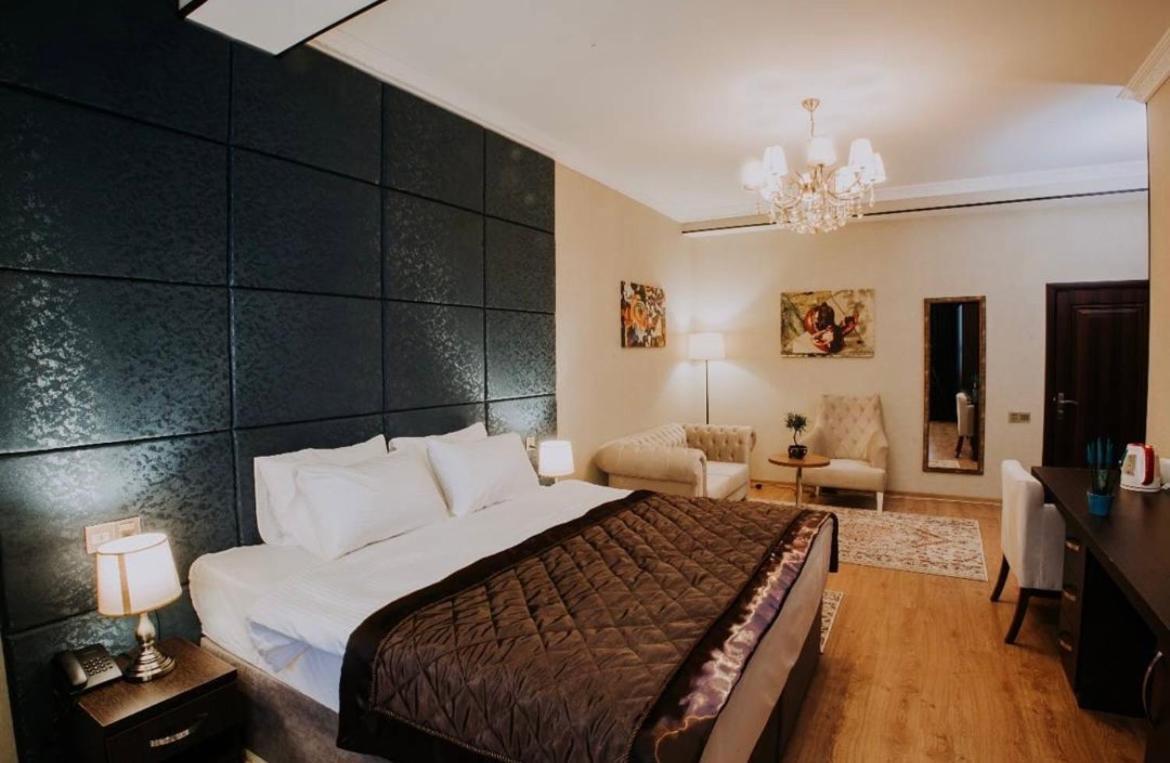 Square Baku Hotel Eksteriør billede
